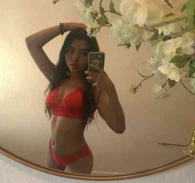 25Yrs Old Escort Size 16 56KG 22CM Tall independent escort girl in: Brampton Image - 0