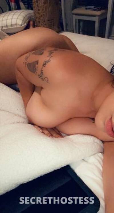 29 year old Escort in San Buenaventura CA Hi I'm Amber . $lim thick mami