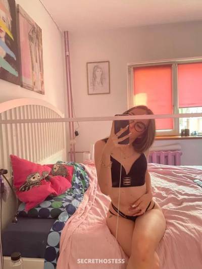 25 year old French Escort in Bismarck ND xxxx-xxx-xxx Escort