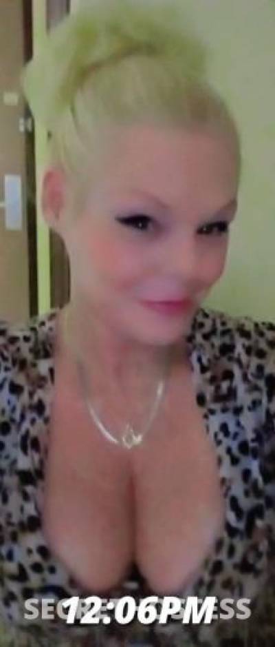 Candy 43Yrs Old Escort Tampa FL Image - 0