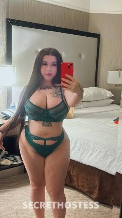 Thick, Short, Greek ., Midget SnowBunny in Raleigh NC