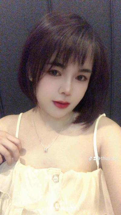 22 Year Old Asian Escort Jeddah Brunette - Image 2