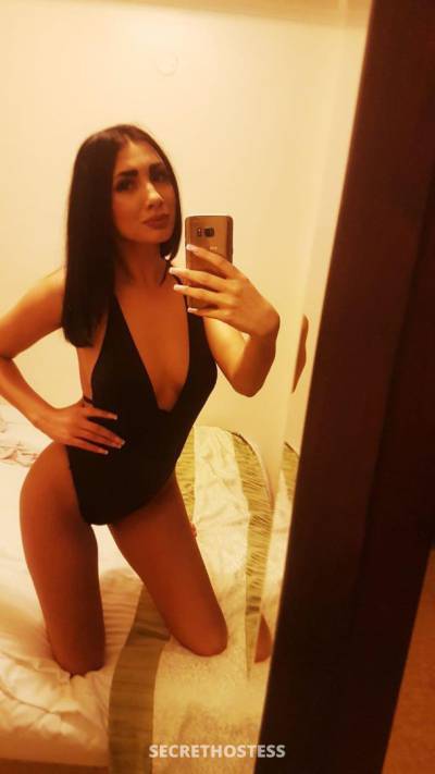 Maryam First time, escort in Muscat