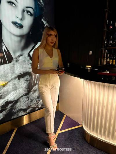 21 Year Old Russian Escort Dubai Blonde - Image 4