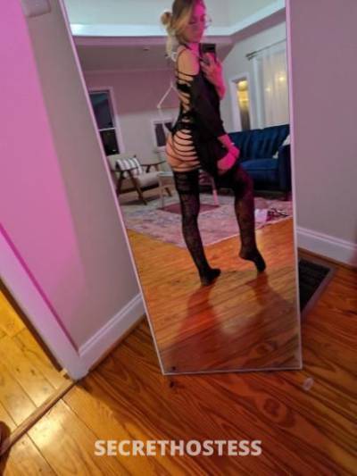 28 year old Escort in Wilmington NC if you feel like letting a sexy little blonde seduce you on 