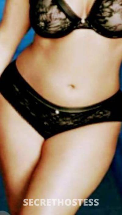 39 year old Escort in Edmonton 
