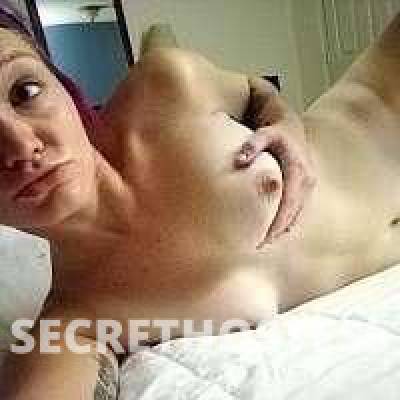 26 year old Escort in Winston-Salem NC ...JellyBean's Majestic Monday