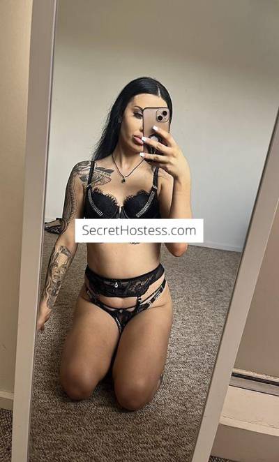 Suki Ana - Petite Pornstar in Canberra