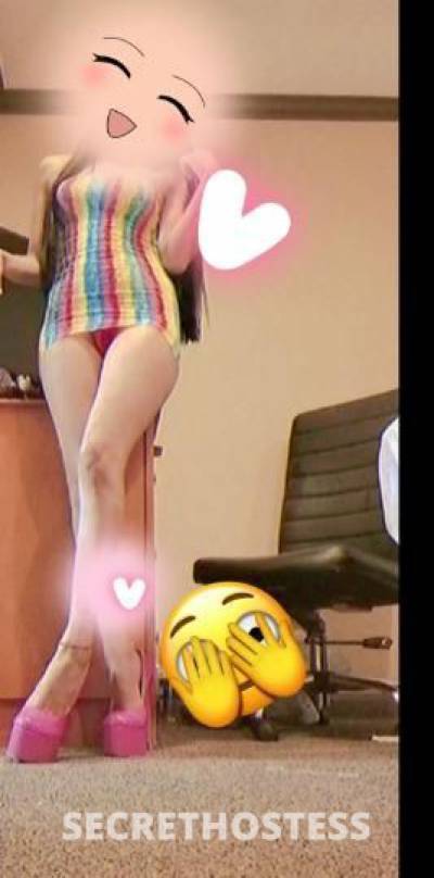 22 year old Escort in San Mateo CA Flakita sexi . .. nueva en la ciudad