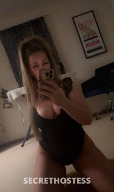 27Yrs Old Escort Chambana IL Image - 1