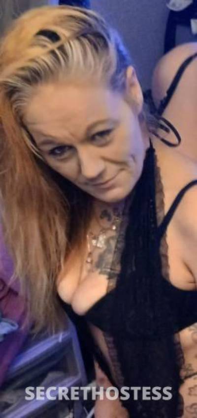 38 year old Escort in St. Louis MO naughty girl