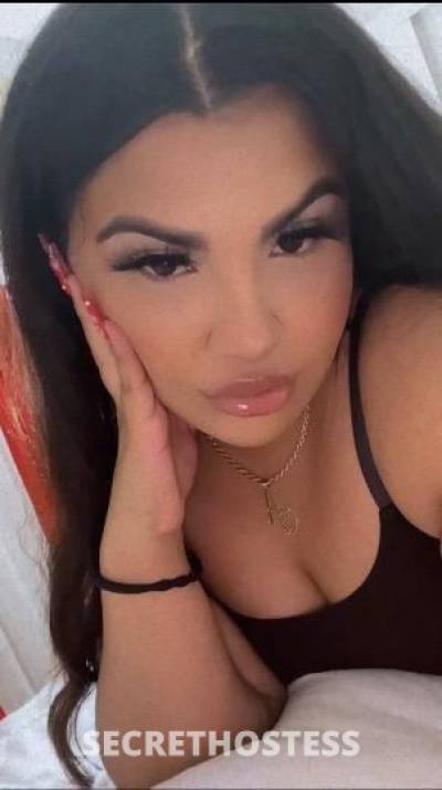 23 year old Dominican Escort in Inland Empire CA Available 24/7 .. Best Dominican Pussy