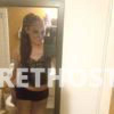 29 year old Escort in Edmonton 587SexySecret carplay Blo&amp;Go&amp;qwiky Specials