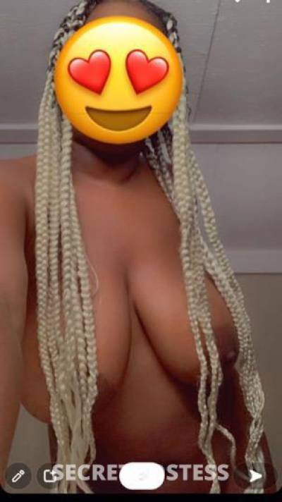 25 year old Escort in Canton OH Pussy Pink Booty Hole Brown