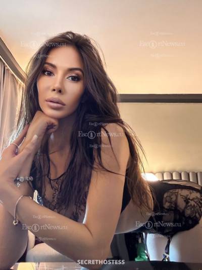 25 Year Old European Escort Saint Julian's Brunette - Image 1