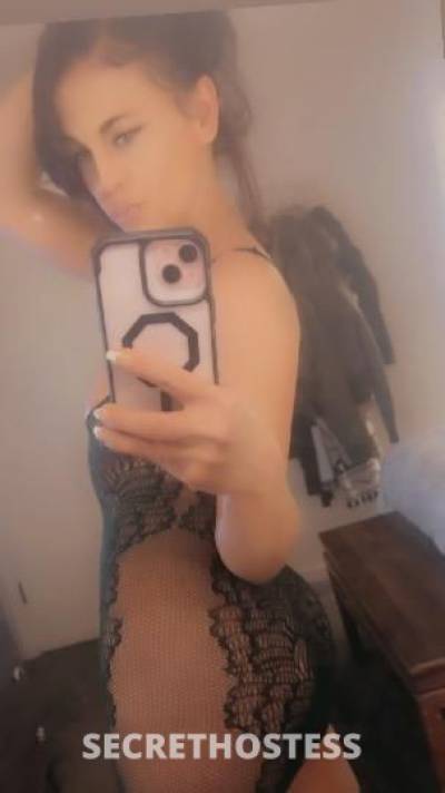 Sexy Milf Available for outcalls in Modesto CA