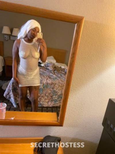22 year old Escort in Charlotte NC Sexy Thick Ass Goddess
