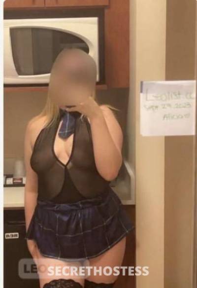 new french girl from canada ~ duo available in Detroit MI
