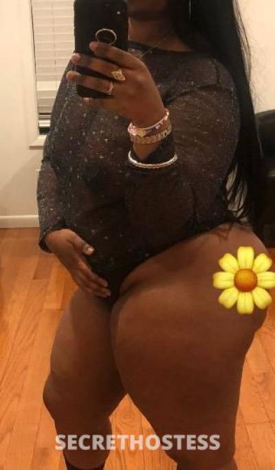 25 year old Escort in Staten Island NY FunSize Thick Chocolate