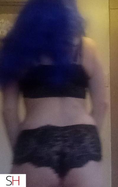 39 Year Old Caucasian Escort Winnipeg - Image 1