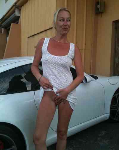 49Yrs Old Escort 52KG 5CM Tall Fort Wayne IN Image - 1