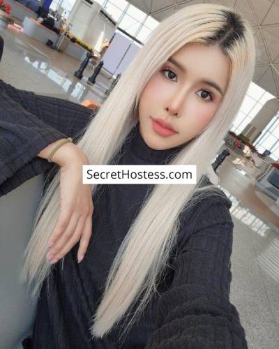 26 Year Old Asian Escort Bangkok Blonde Green eyes - Image 5