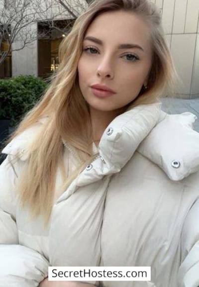 21 year old Escort in London Wave, Blue Velvet Girls Agency
