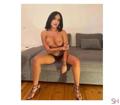 Andreea is a porno star whit great services, best GFE ever in Barnet