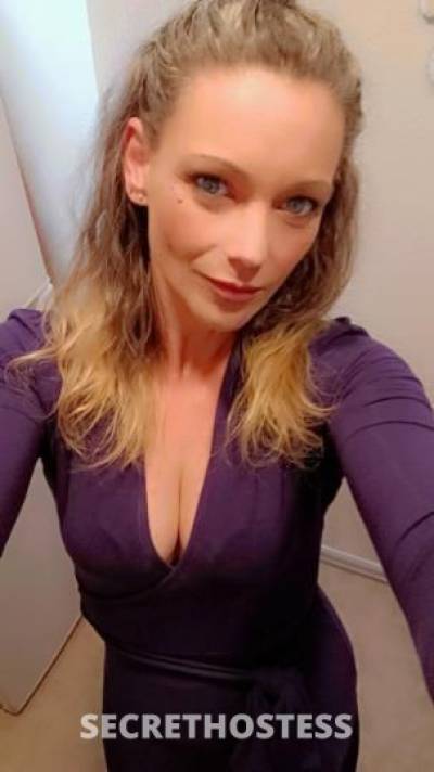 who wants to spend time with this porn model in Fort Collins CO