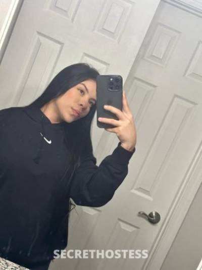 22 year old Colombian Escort in Charlotte NC hola soy nueva colombiana REAL llama con firma NO MEN BLACK