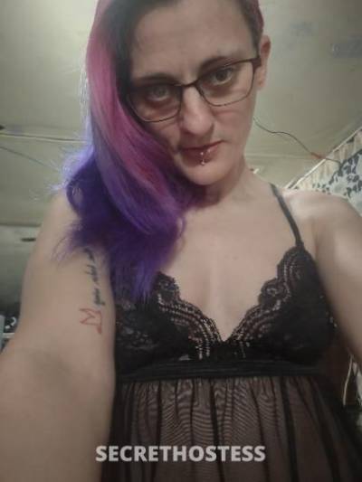 37 year old Escort in Charlotte NC looking for no strings attached fun.. then I'm your 