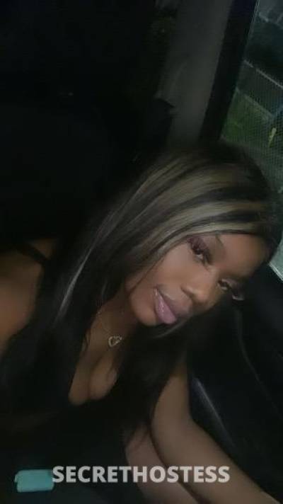 22 year old Escort in San Mateo CA Sierra wanna see me cream