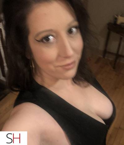 33Yrs Old Escort 157CM Tall Winnipeg Image - 0