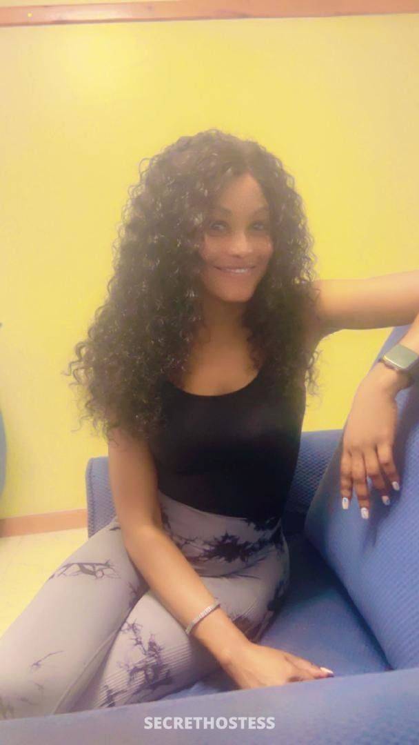 Lily 22Yrs Old Escort 169CM Tall Guangzhou Image - 1