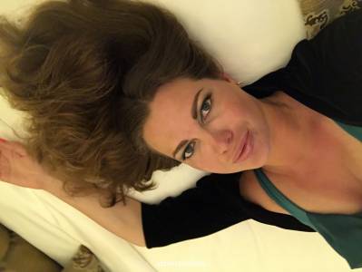 36 Year Old German Escort Phuket Brunette - Image 5