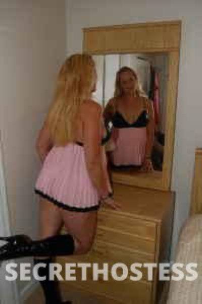 Candy 42Yrs Old Escort Cincinnati OH Image - 1