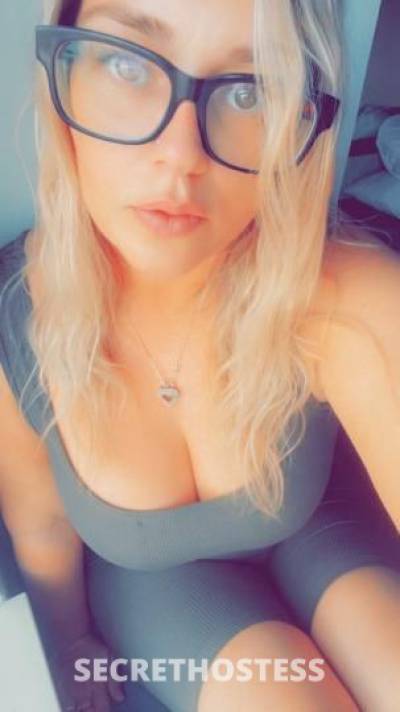 29 year old Escort in Tyler TX Girl next door with a LITTLE secret