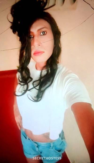 Trisha, Transsexual escort in Colombo
