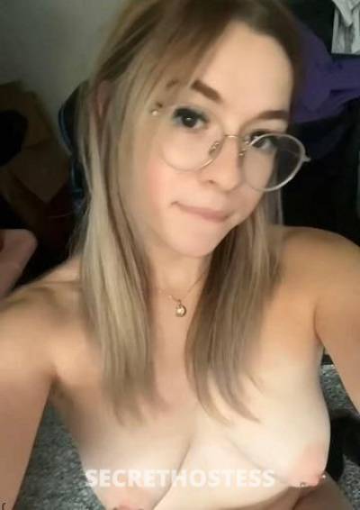 25Yrs Old Escort Racine WI Image - 1