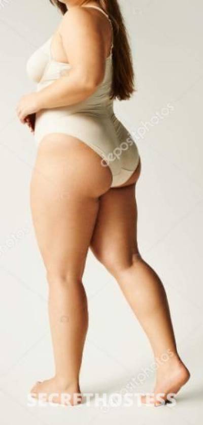 40 year old Escort in Memphis TN therapeutic massage