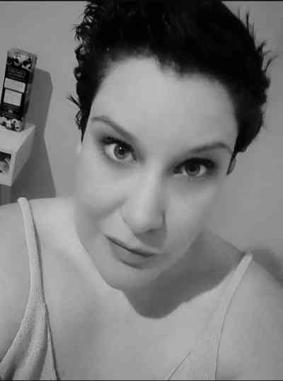 29 year old Australia Escort in Adelaide South Australia Busty brunette