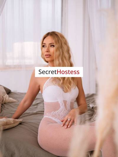 25 Year Old European Escort Dubai Blonde Green eyes - Image 5