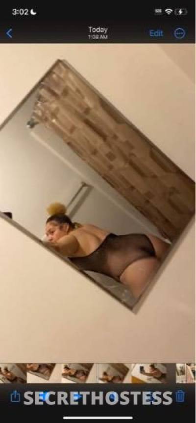 21 year old Greek Escort in Rochester NY Hey come have fun