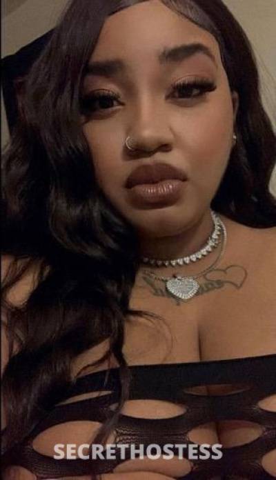 super hottie Thick girl Upscale BUSTY BODY in Stockton CA