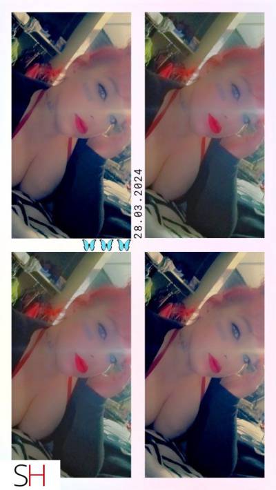 25 year old Caucasian Escort in Winnipeg Late thursday nights with shorty available now - Transcona 