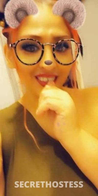 39 year old Escort in San Antonio TX Ruby red