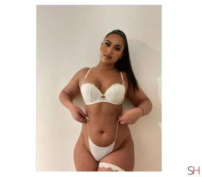 SELENA . COME AND SEE ME . REAL BRUNETTE, Independent in Worcester