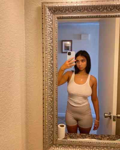 26Yrs Old Escort Hamra Image - 4