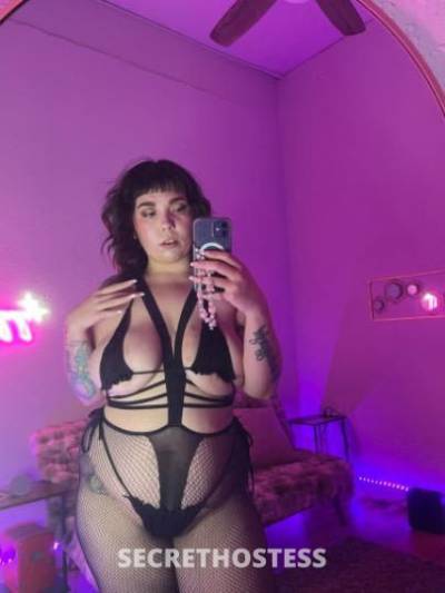 . CURVY all natural babe ready for fun right now. incall/ in Portland OR
