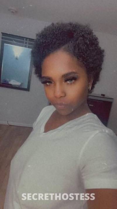 25 year old Escort in Lake Charles LA HEY GUYS LADY BLACK IS BACK INTOWN &amp; YES I CUT MY 